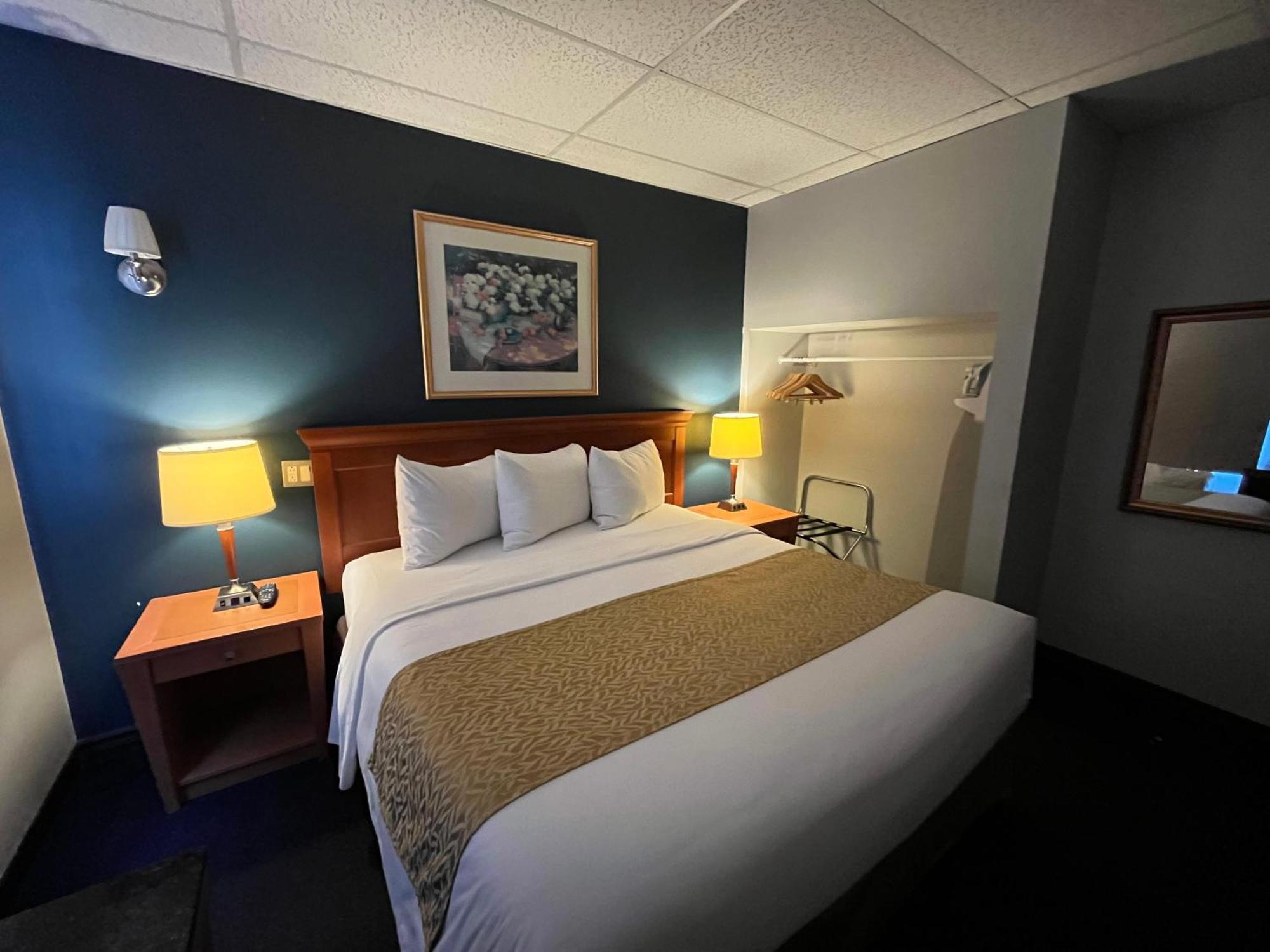 Le Voyageur Inn Mattawa Екстер'єр фото