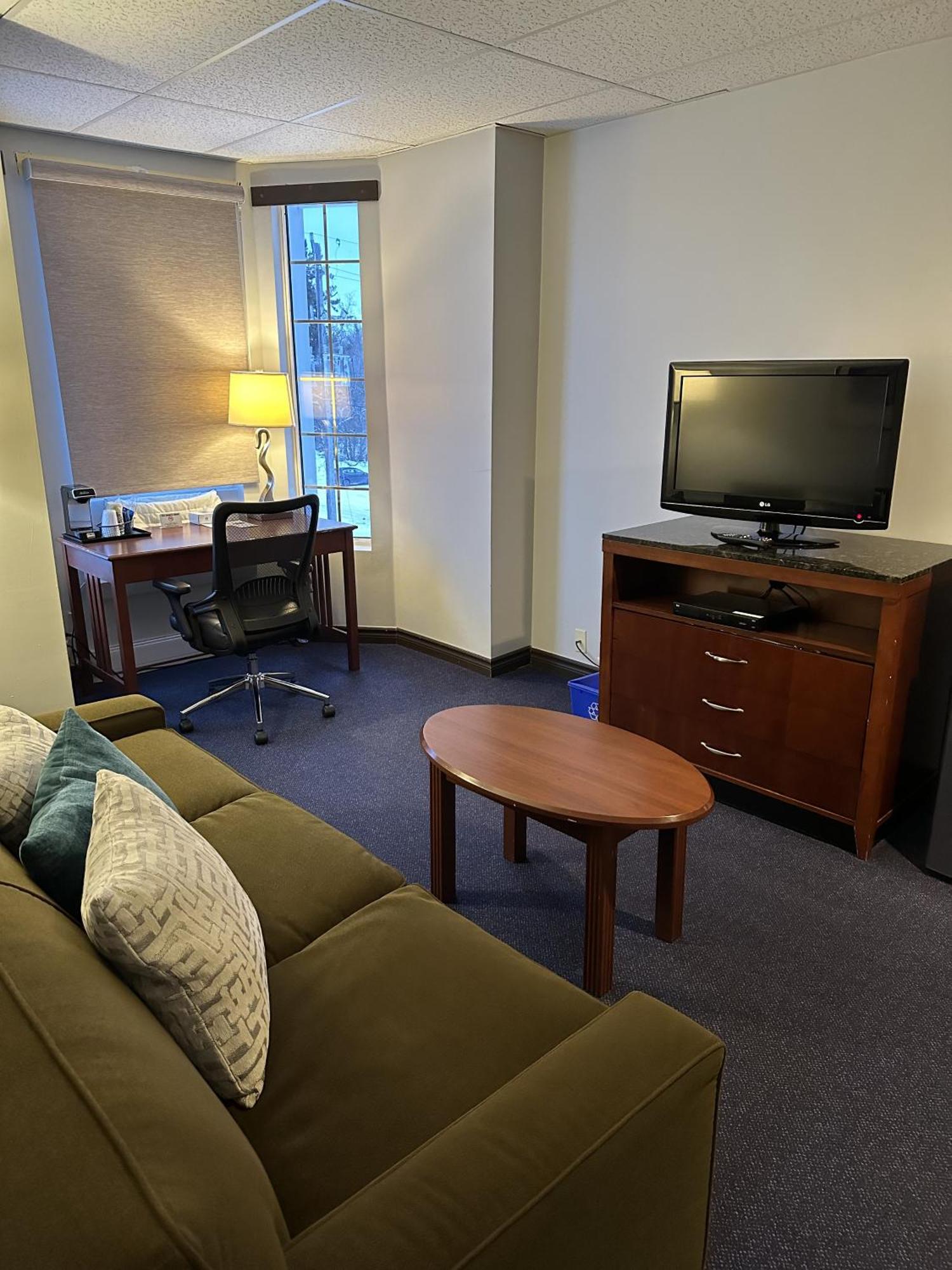 Le Voyageur Inn Mattawa Екстер'єр фото