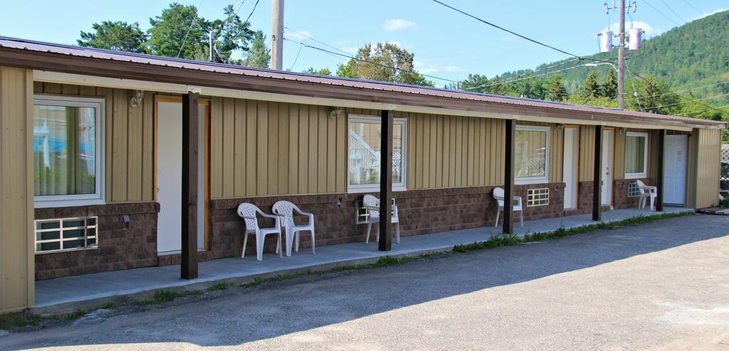 Le Voyageur Inn Mattawa Екстер'єр фото